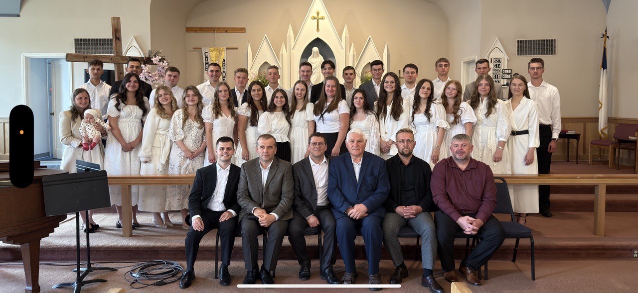 Поездка молодёжи Ebenezer в другую церковь